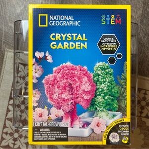 National Geographic Crystal Garden with Blue and Pink Crystals